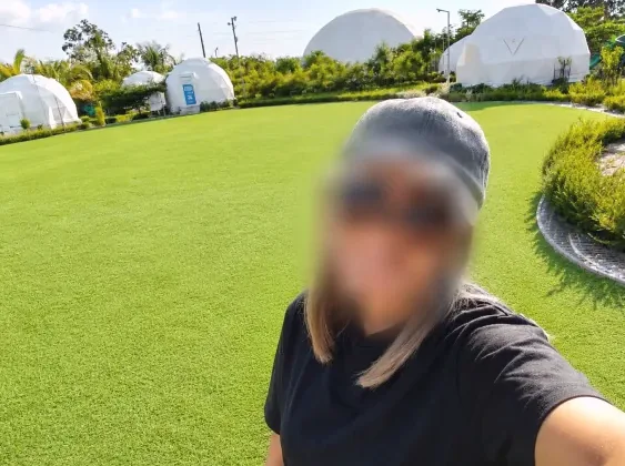 Andrea, 35