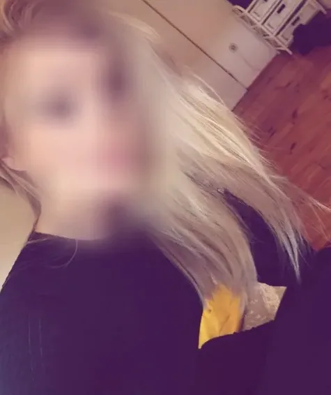 Elena, 36