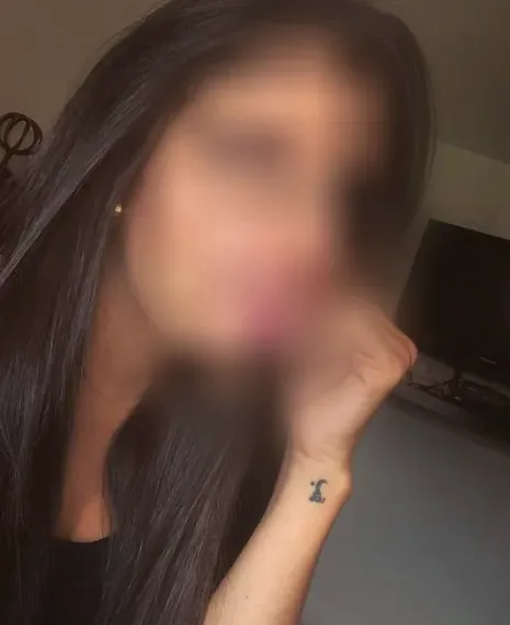 Elisa, 34