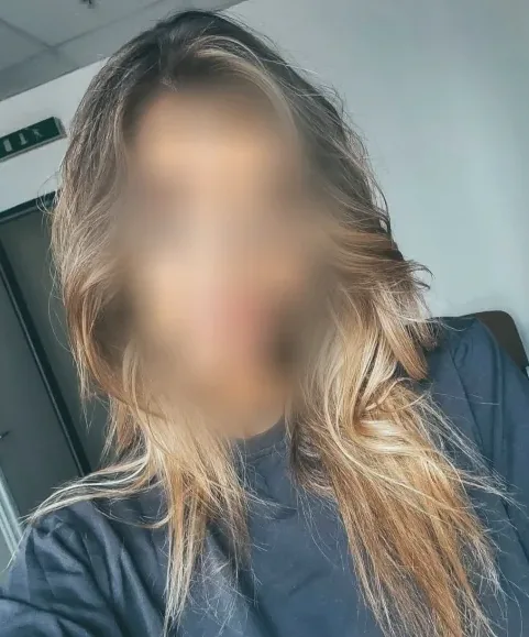 Emma, 32