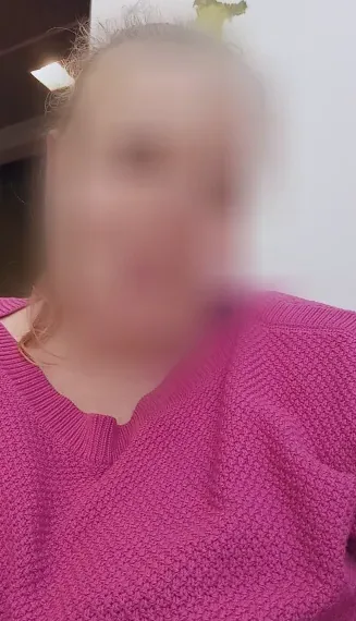 Greta, 37