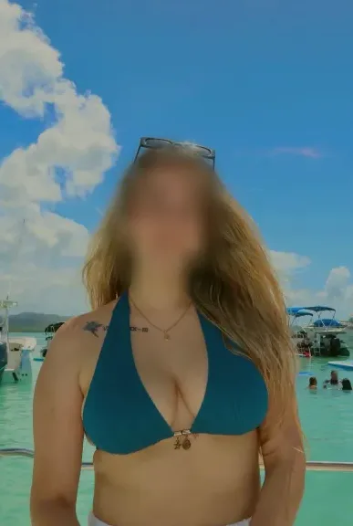 Juliane, 21