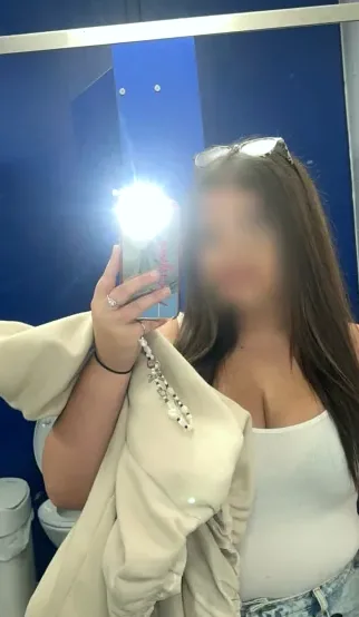 Özlem, 18