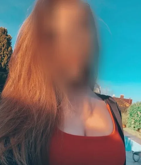 Stefanie, 34