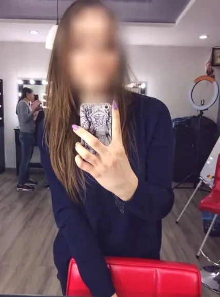 Zeynep, 29